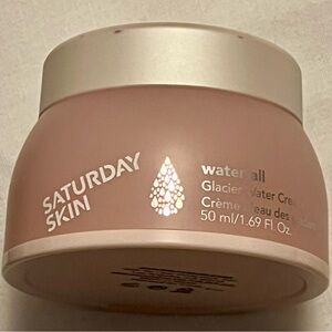 Saturday Skin Waterfall cream